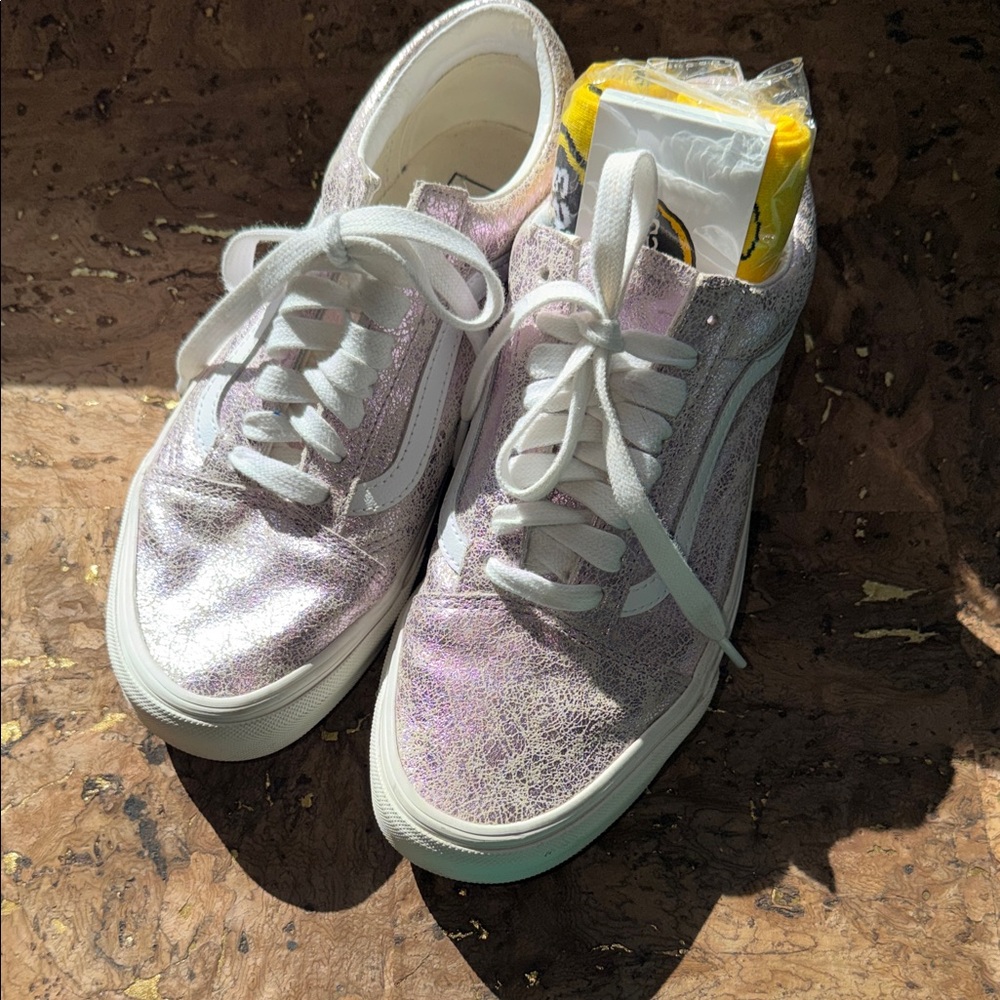 Vans Crackled Pink Sneakers + Free Socks 🍋